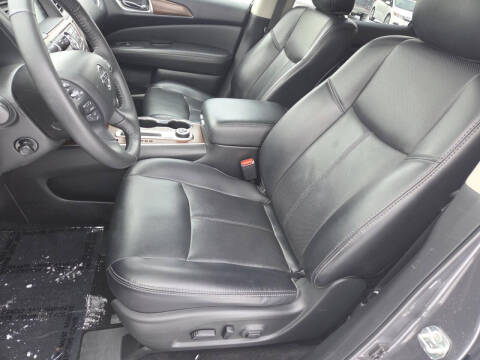 2020 Nissan Pathfinder Platinum