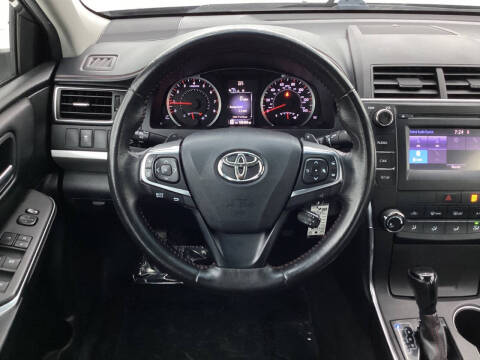 2016 Toyota Camry SE