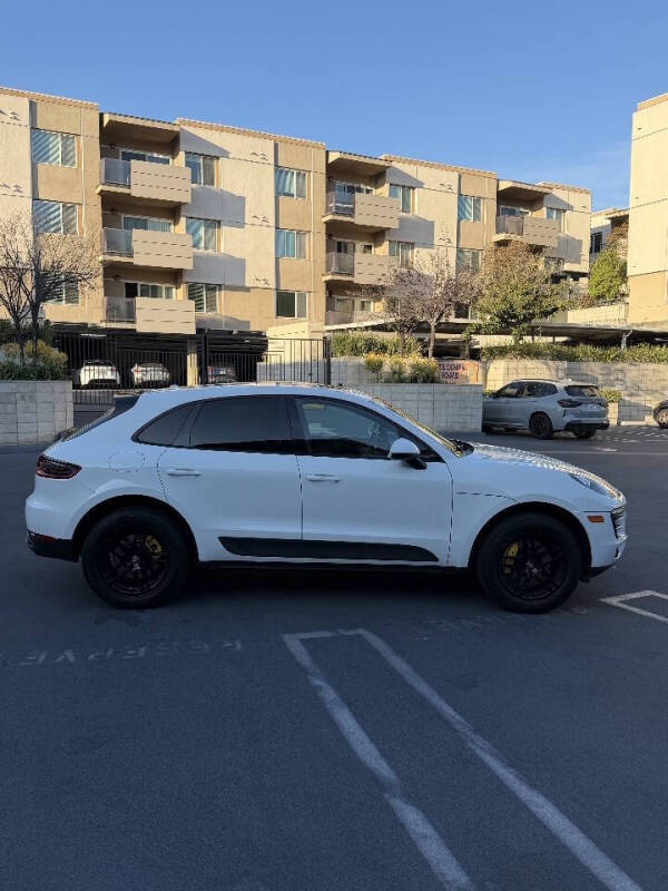 2018 Porsche Macan