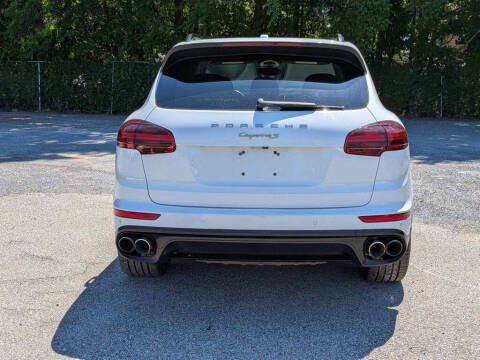 2017 Porsche Cayenne