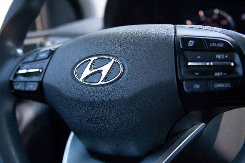 2019 Hyundai Ioniq Hybrid Blue