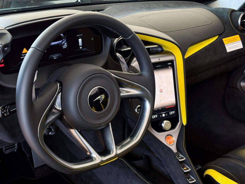 2026 McLaren 750S Spider