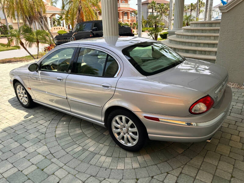 2003 Jaguar X-Type 2.5