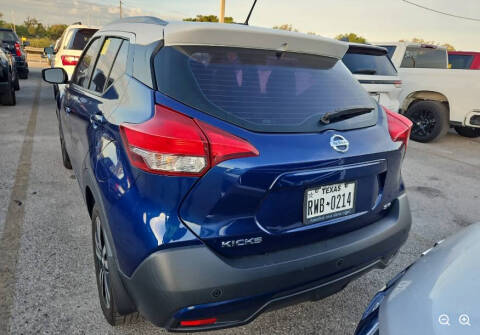 2019 Nissan Kicks SR