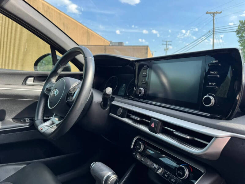 2021 Kia K5