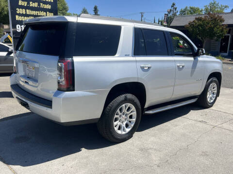 2017 GMC Yukon SLT