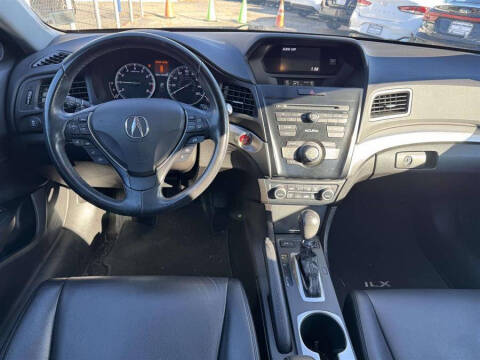 2018 Acura ILX