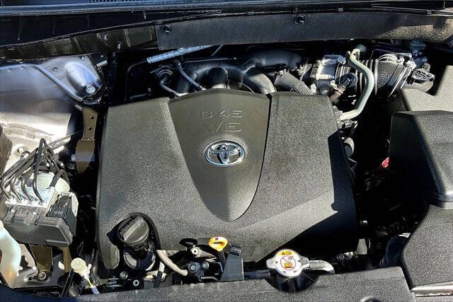 2018 Toyota Highlander LE