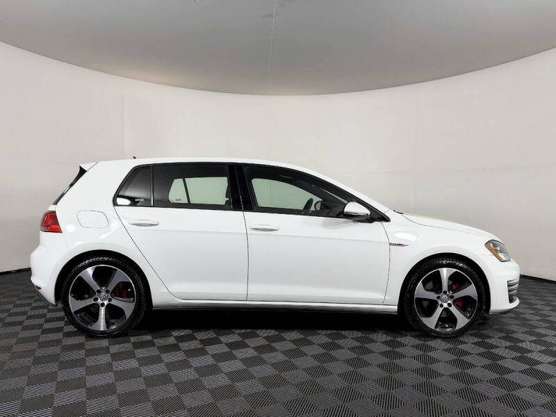 2017 Volkswagen Golf GTI S