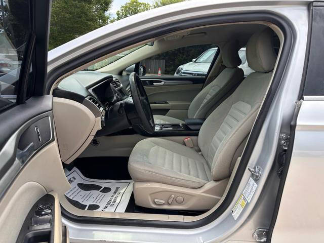 2018 Ford Fusion SE