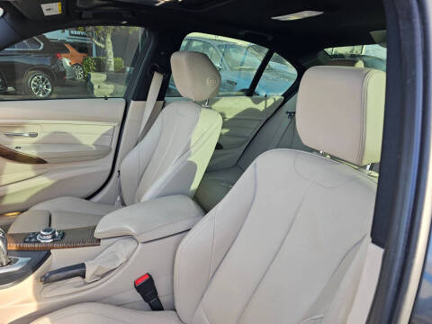 2012 BMW 3 Series 335i