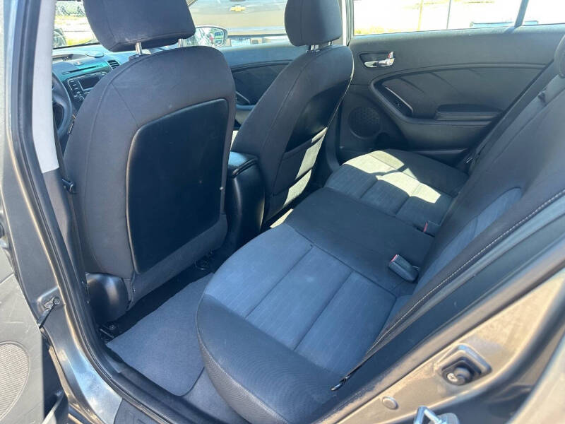 2016 Kia Forte5 LX