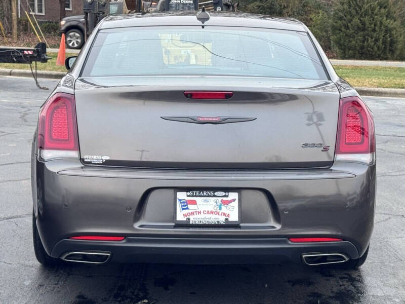 2021 Chrysler 300 S V6