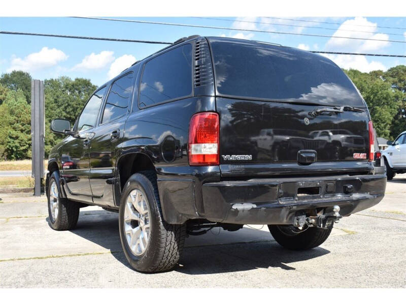 2003 GMC Yukon Denali