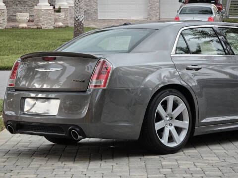 2012 Chrysler 300 SRT8
