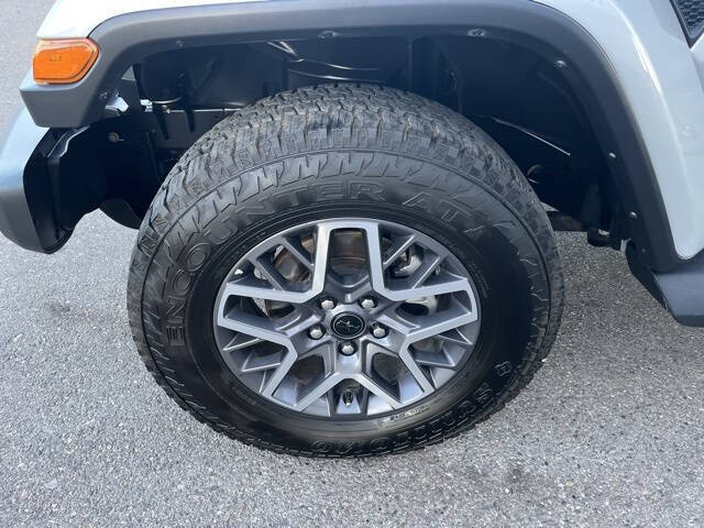 2024 Jeep Wrangler Sahara