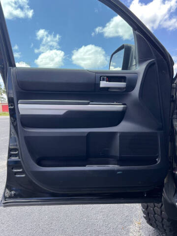 2014 Toyota Tundra SR5