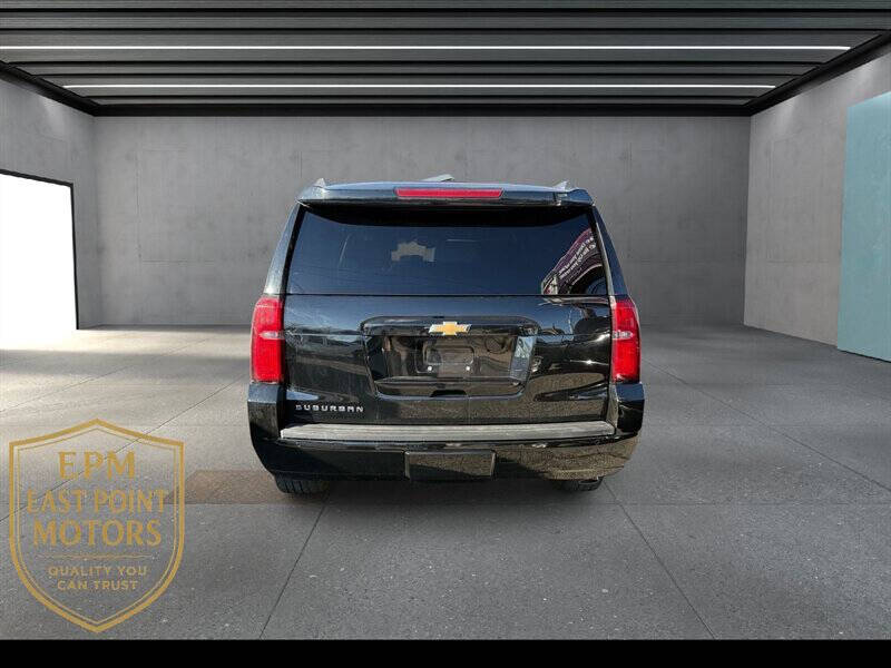2017 Chevrolet Suburban LT