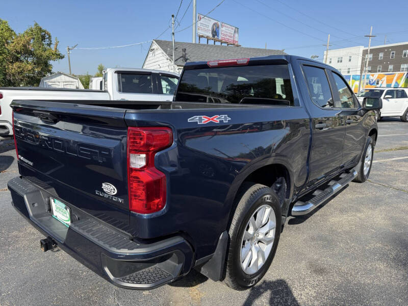 2022 Chevrolet Silverado 1500 Custom