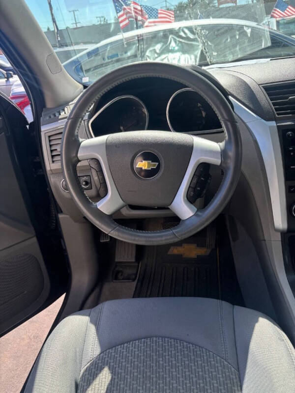 2011 Chevrolet Traverse LT