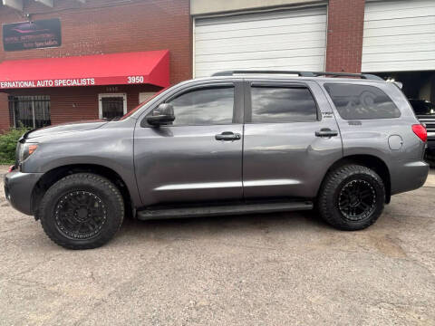 2015 Toyota Sequoia SR5