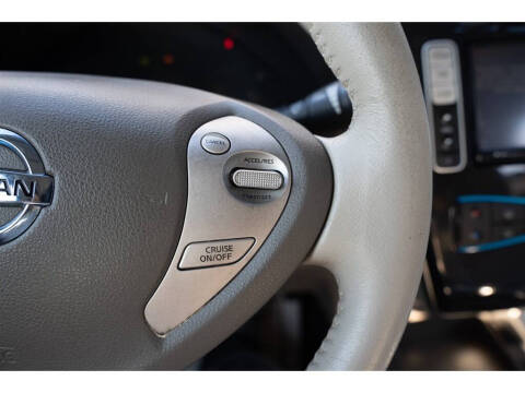 2012 Nissan LEAF SL