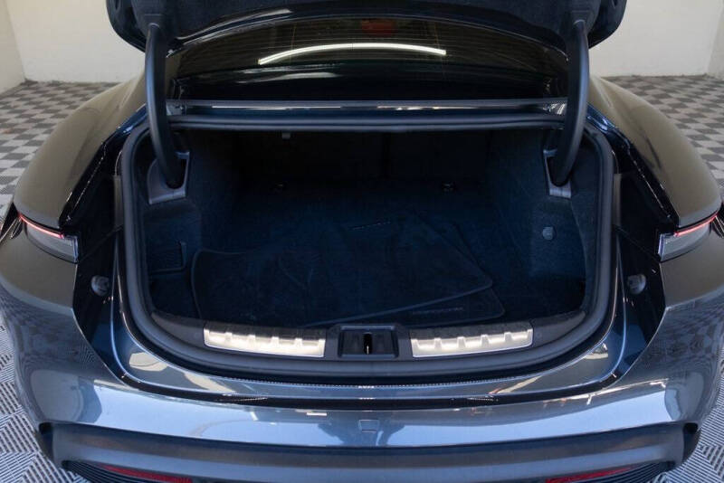 2020 Porsche Taycan Turbo S