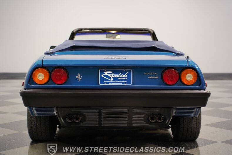 1985 Ferrari Mondial 8