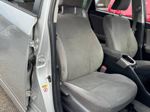 2015 Toyota Prius Five