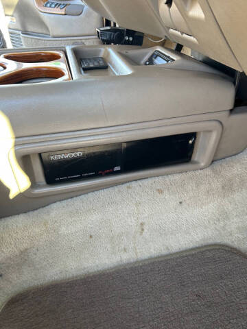 1997 GMC Suburban C1500