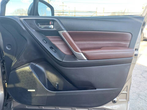 2017 Subaru Forester 2.5i Touring