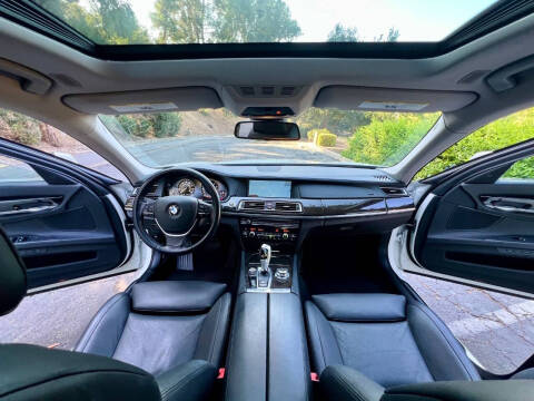 2012 BMW 7 Series 750Li