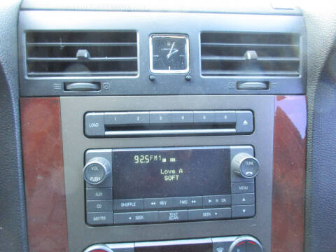 2011 Lincoln Navigator L