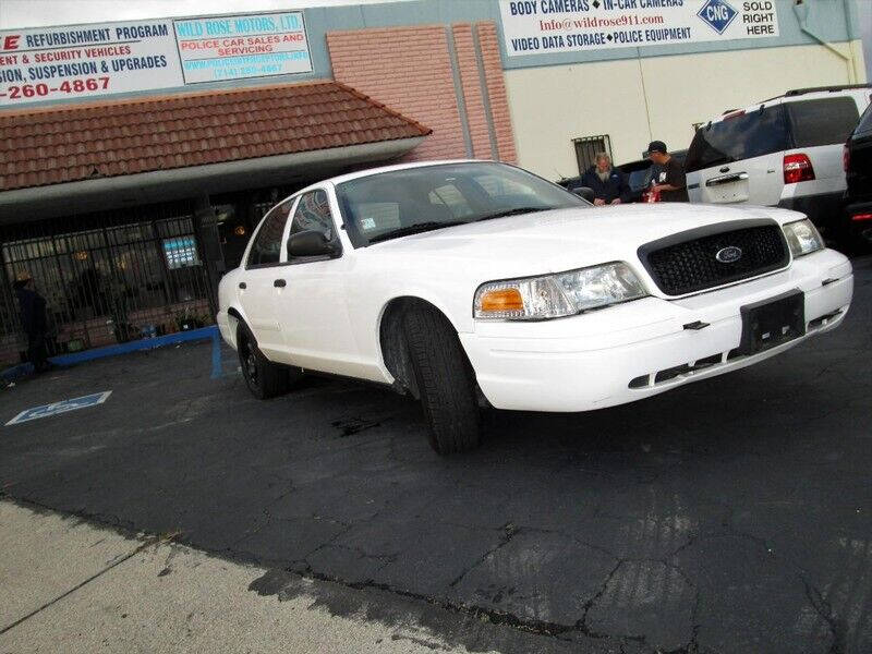 2005 Ford Crown Victoria