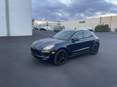 2017 Porsche Macan