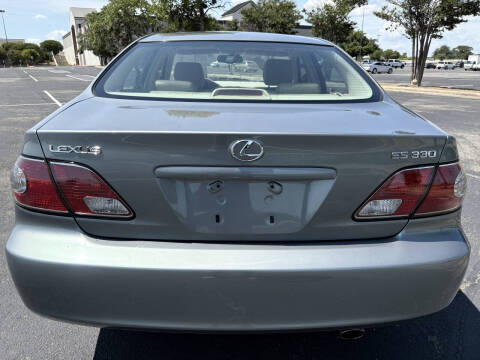 2004 Lexus ES 330