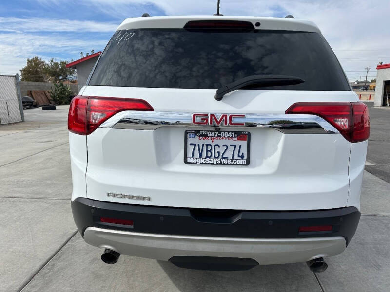 2017 GMC Acadia SLT-1