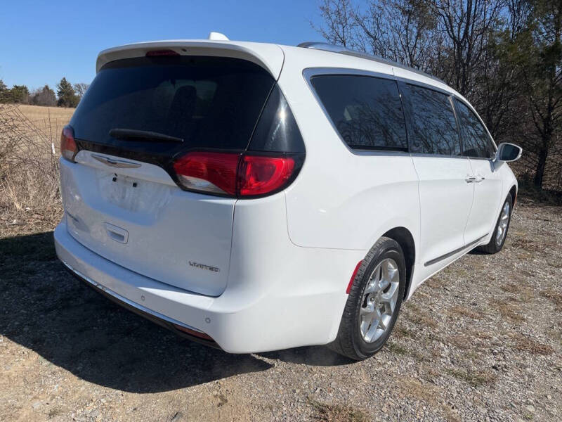2019 Chrysler Pacifica Limited