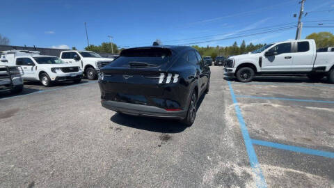 2025 Ford Mustang Mach-E Select