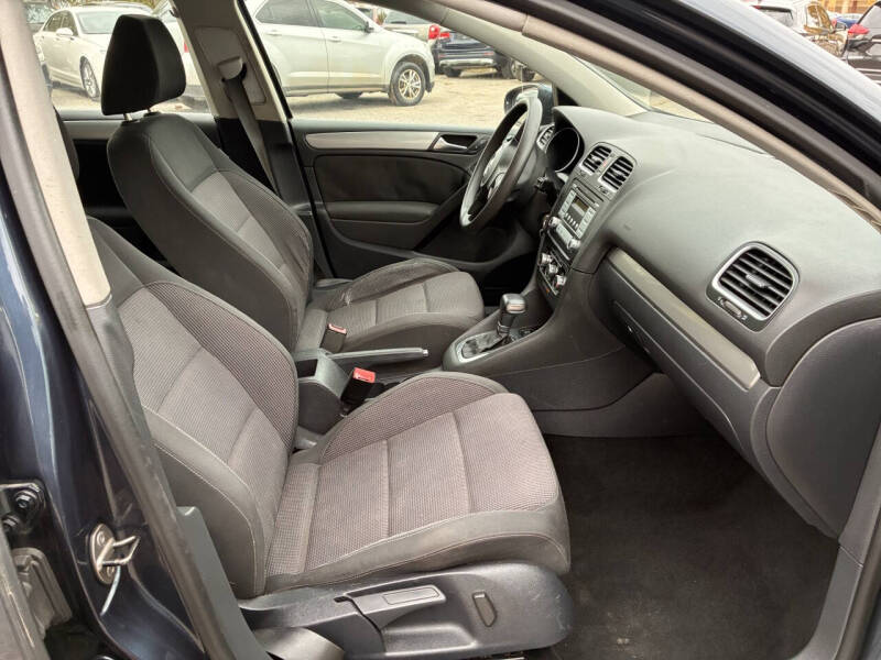 2010 Volkswagen Golf 2.5L PZEV