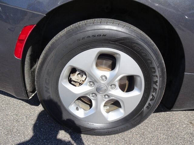 2017 Chrysler Pacifica Hybrid Premium