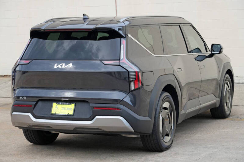 2024 Kia EV9 Wind