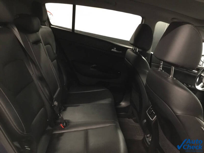 2022 Kia Sportage EX