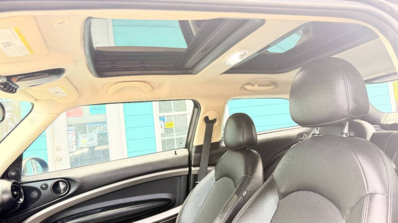 2013 MINI Paceman Cooper