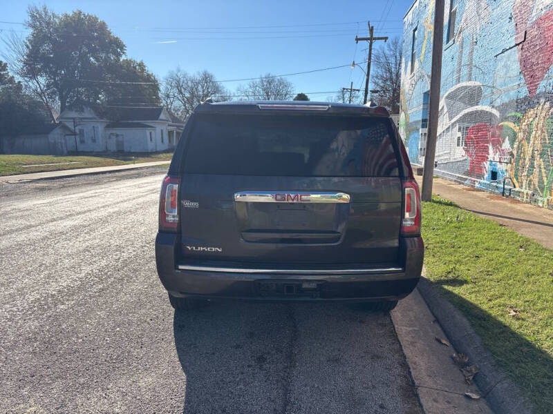 2016 GMC Yukon Denali
