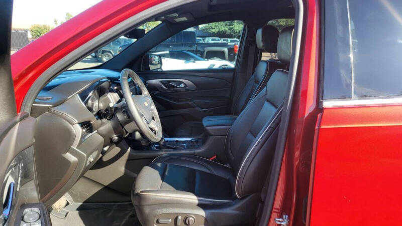2023 Chevrolet Traverse Premier