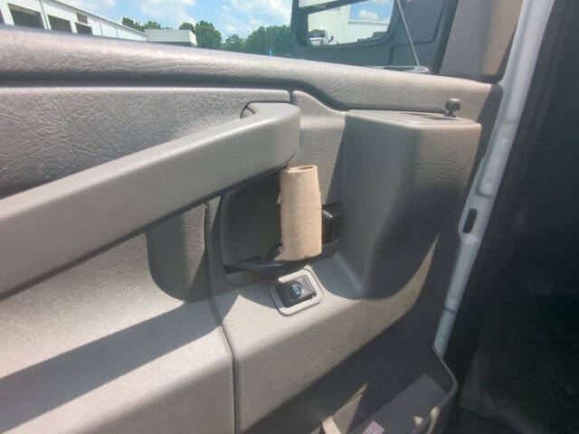 2025 GMC Savana 2500