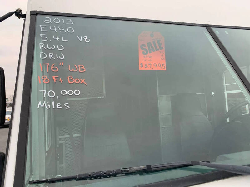 2013 Ford E-Series E-450 SD