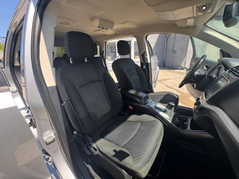 2019 Dodge Journey SE