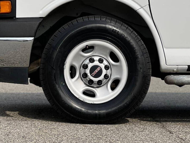 2019 GMC Savana 2500